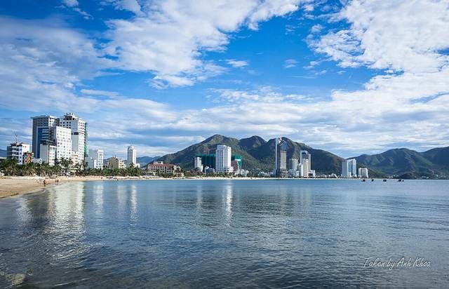 Vé máy bay Hà Nội — Nha Trang (HAN - CXR)